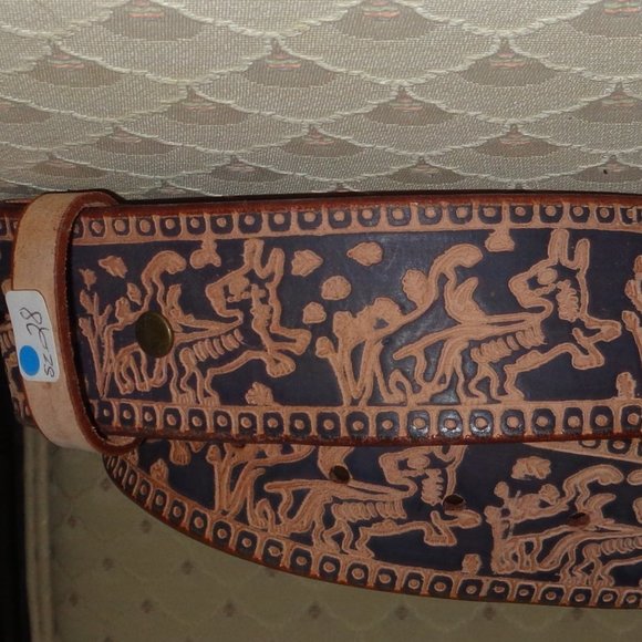 Aztec Tribal Design Bonded Leather WIDE BELT STRAP - Picture 3 of 3